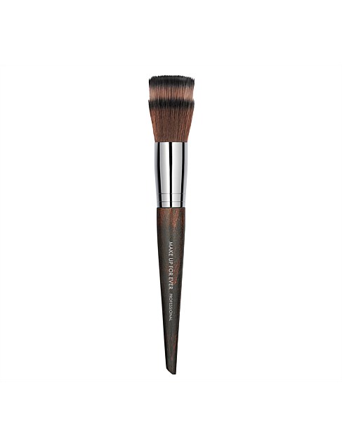 122 BLENDING POWDER BRUSH