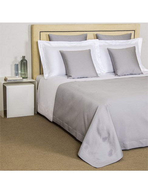 Cavalry Bedspread 270X260