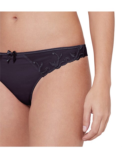 Andora Thong