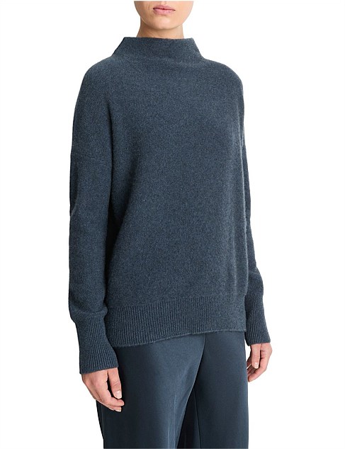 PLUSH CASHMERE FUNNEL NECK SWEATER