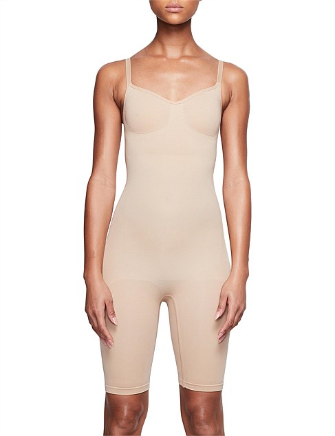 SEAMLESS SCULPTING BODYSUIT MID THIGH CLAY