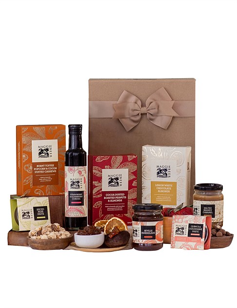 FAMILY TREATS HAMPER