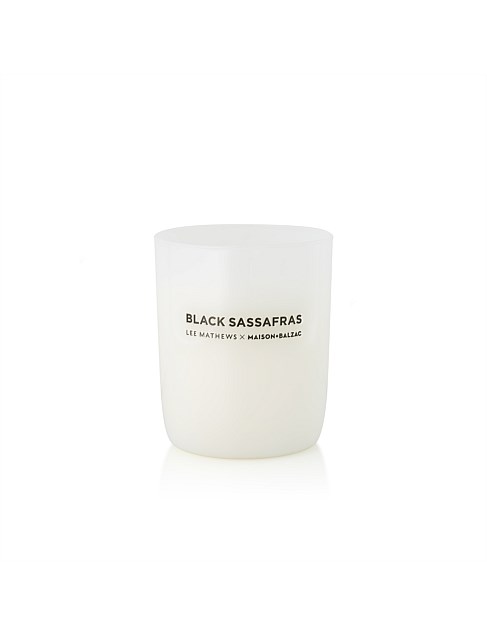 Black Sassafras Candle 300g