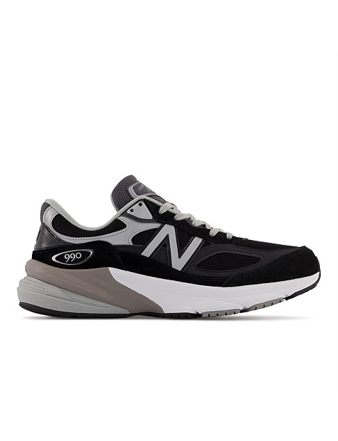 WOMEN'S 990 SNEAKER