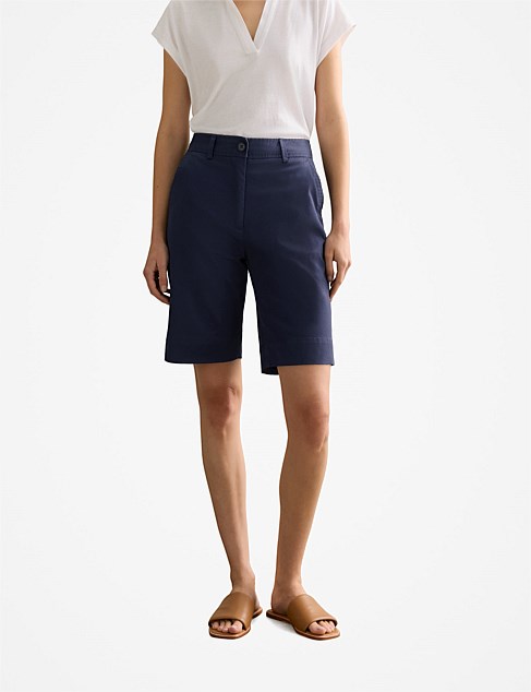 Longline Chino Short