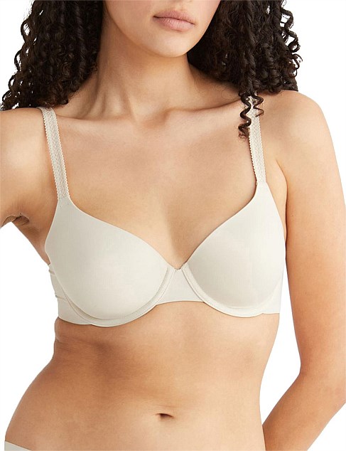 LIQUID TOUCH LIGHTLY LINED BRA