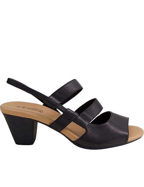 WOMEN'S IROSE SANDAL