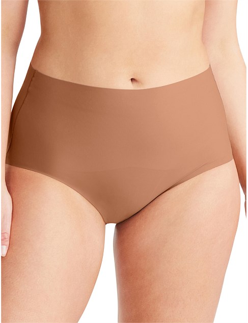 REVIVE SMOOTH WAISTED BRIEF