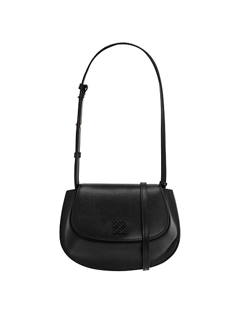 Della Saddle Shoulder Bag