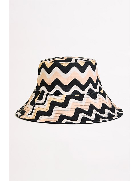 Neue Wave Reversible BucketHat