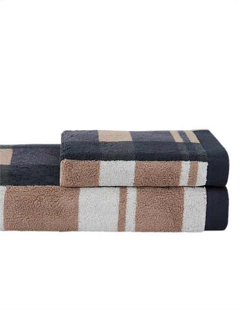 CEDER HAND TOWEL IN CARBON