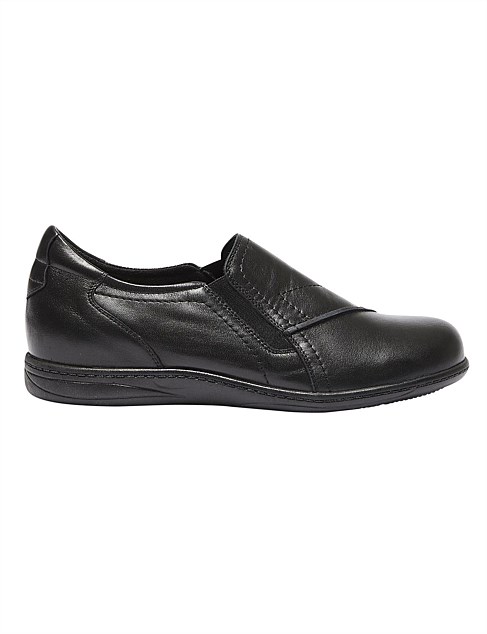 LATROBE FLAT LOAFER