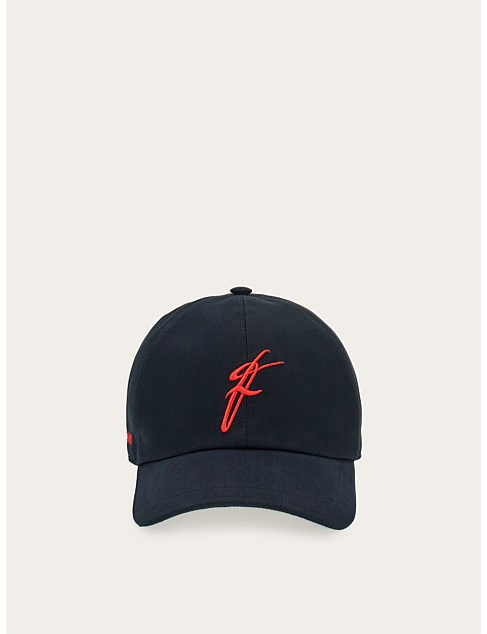 BASEBALL CAP WITH LOGO