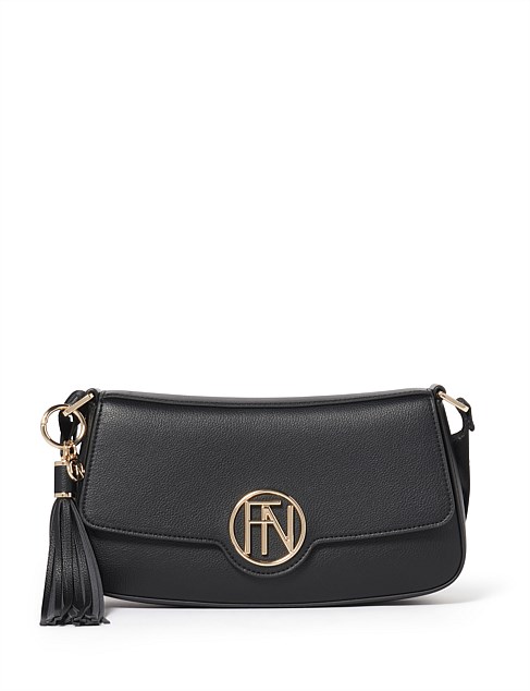 SIGNATURE SANDY LOGO SHOULDER BAG