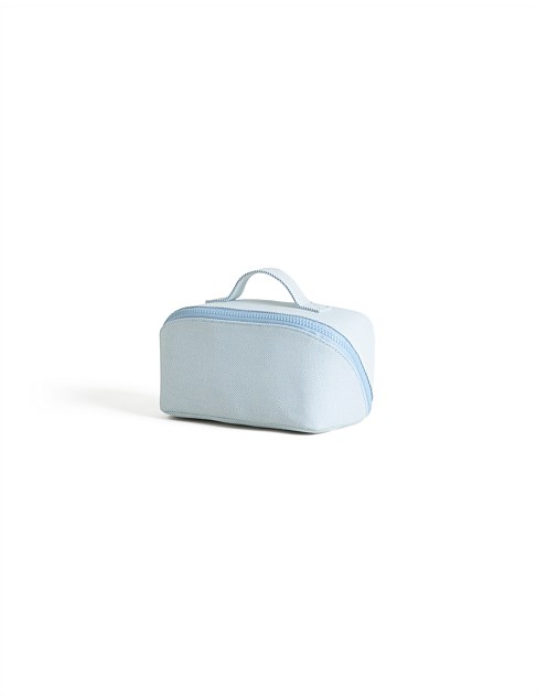 WEEKENDER TRAVEL POUCH