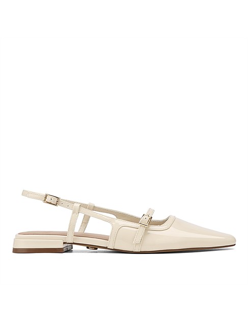 BEA Vintage Ivory Patent Leather Flat Slingback