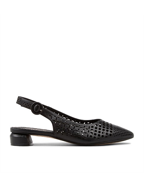 Favla Black Leather Flat Shoes