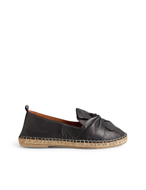 Uselv Black Leather Espadrilles