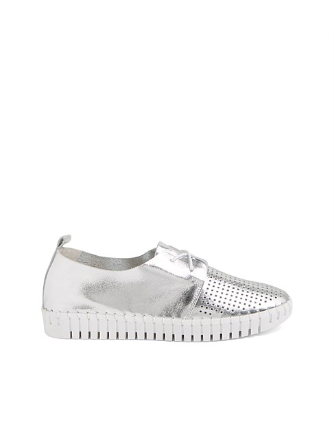 Husto Silver Leather Sneakers