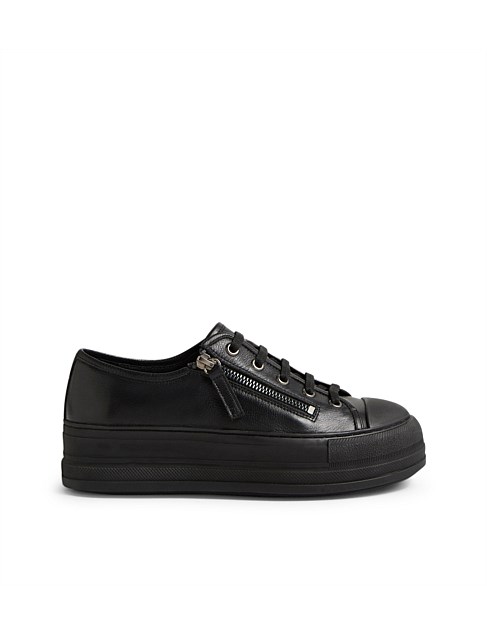 Gleeda Black Leather Sneakers