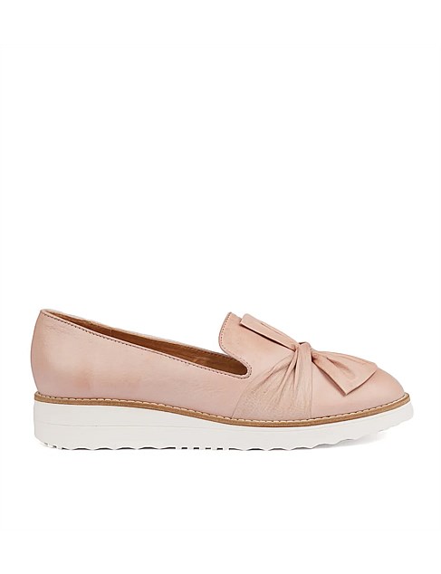 Opitto Pale Pink White Leather Flat Shoes