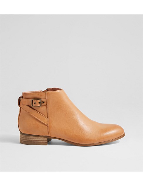 Fisza Dark Tan Leather Ankle Boots