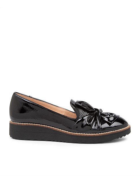 Opitto Black Patent Leather Flat Shoes