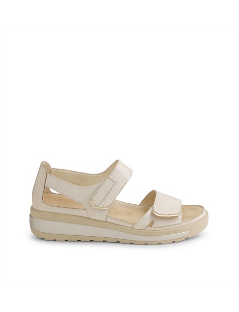 Gedd W Almond Pale Gold Leather Sandals