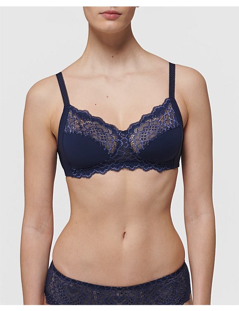 CARESSE SOFT CUP BRA