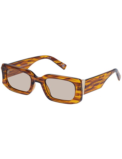 RIPPLED REBEL BROWN RECTANGLE Sunglasses