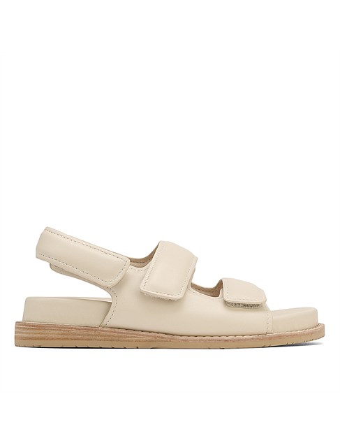 ALEXSANDRA Vintage Ivory Leather Sandal