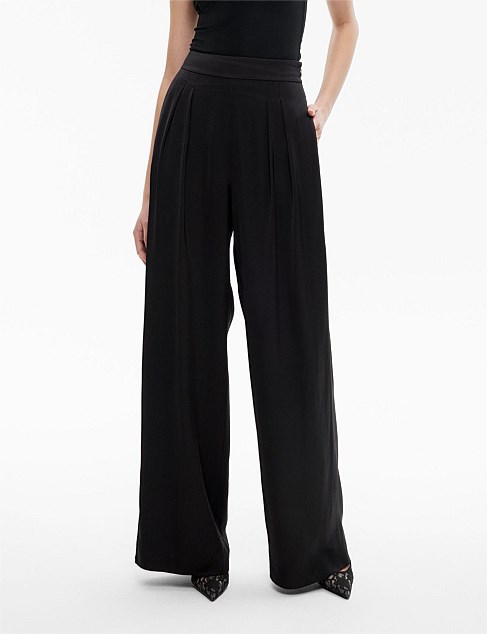 Pleat Fluid Pant