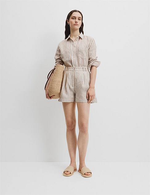 Organically Grown Linen Tuck Front Short