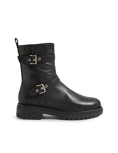 Alta Black Leather Ankle Boots