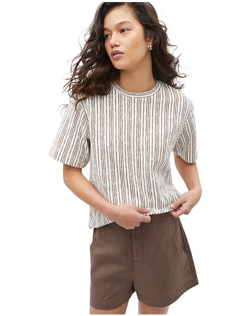 TEXTURED STRIPE TOP