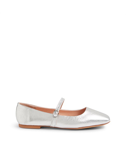 Tokena Silver Leather Flat Shoes