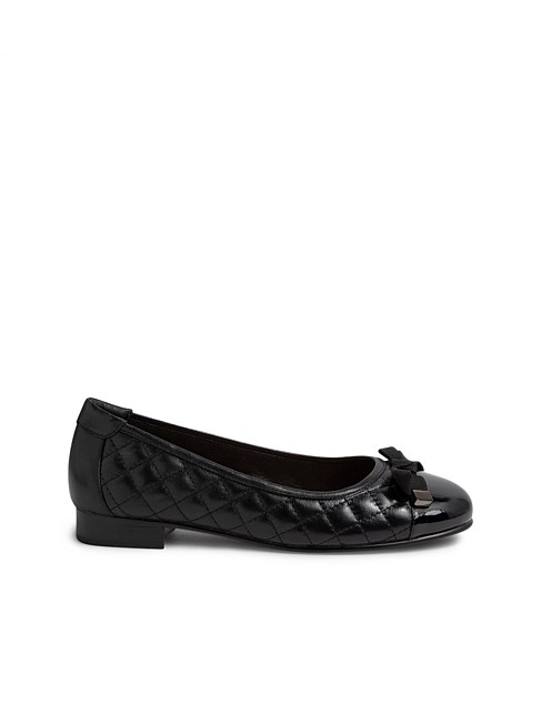 Kyyle Black Patent Leather Ballet Flats