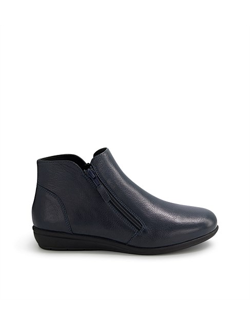 Fallenn Navy Leather Ankle Boots