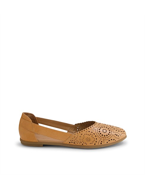 Loama Dark Tan Leather Ballet Flats