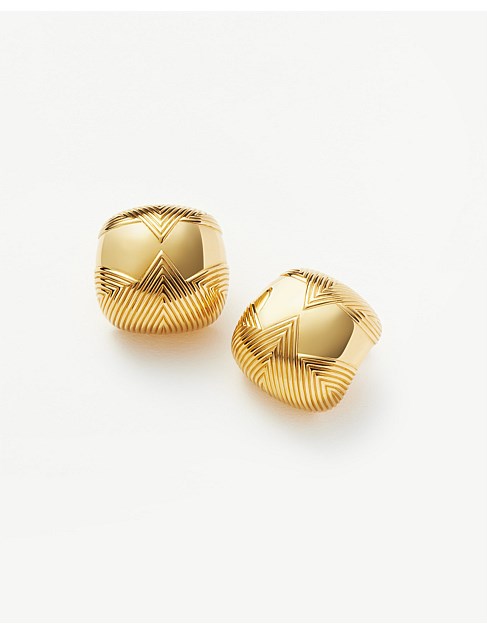 HERA RIDGED DOME STUD EARRINGS