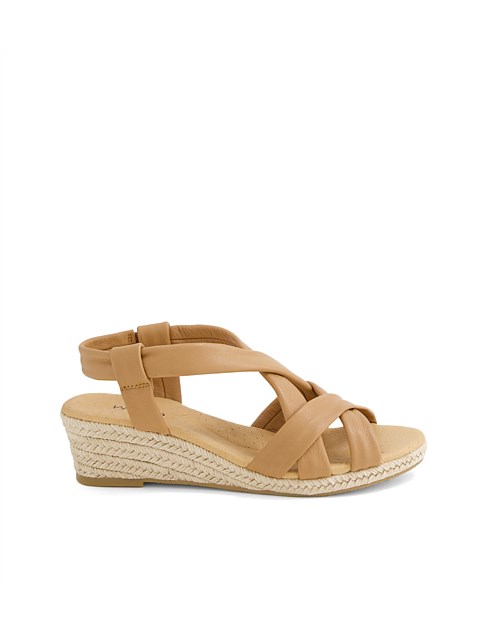 Hilly Light Tan Leather Sandals