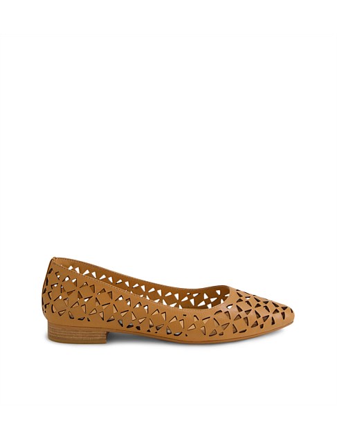 Dira Tan Leather Loafers