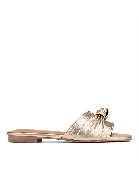 DUA Champagne Metallic Pebbled Leather Slide