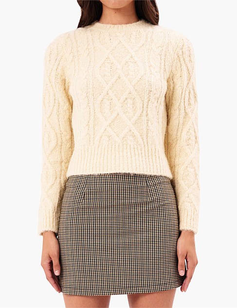 CABLE KNIT SWEATER