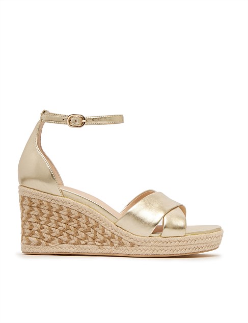 BAKER GOLD TUMBLED WEDGE HEEL