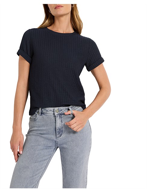 MANDY TEXTURED TEE