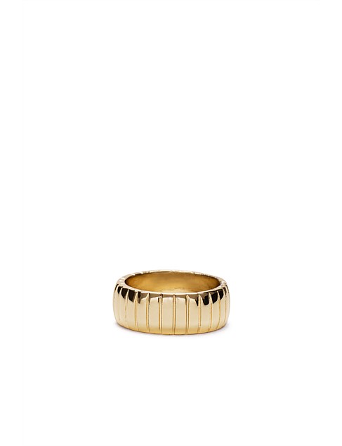 RIBBED RING