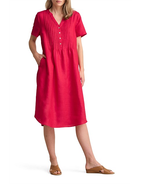 PLEATED FRONT ROUGE FRENCH LINEN DRESS