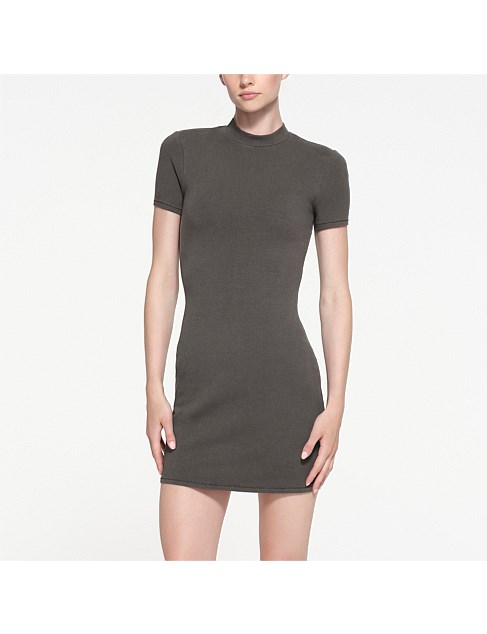 OUTDOOR T-SHIRT MINI DRESS