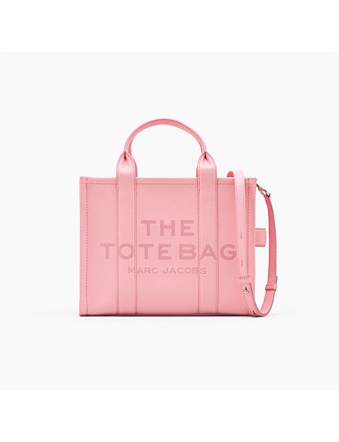 THE MEDIUM TOTE